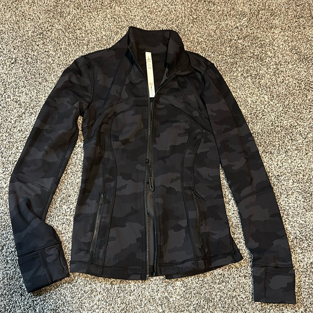 Women’s Lululemon Zip Up Jacket